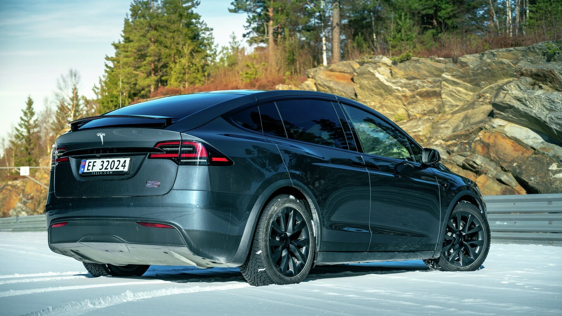 Tesla Model X / Plaid (2022-) - Norsk elbilforening