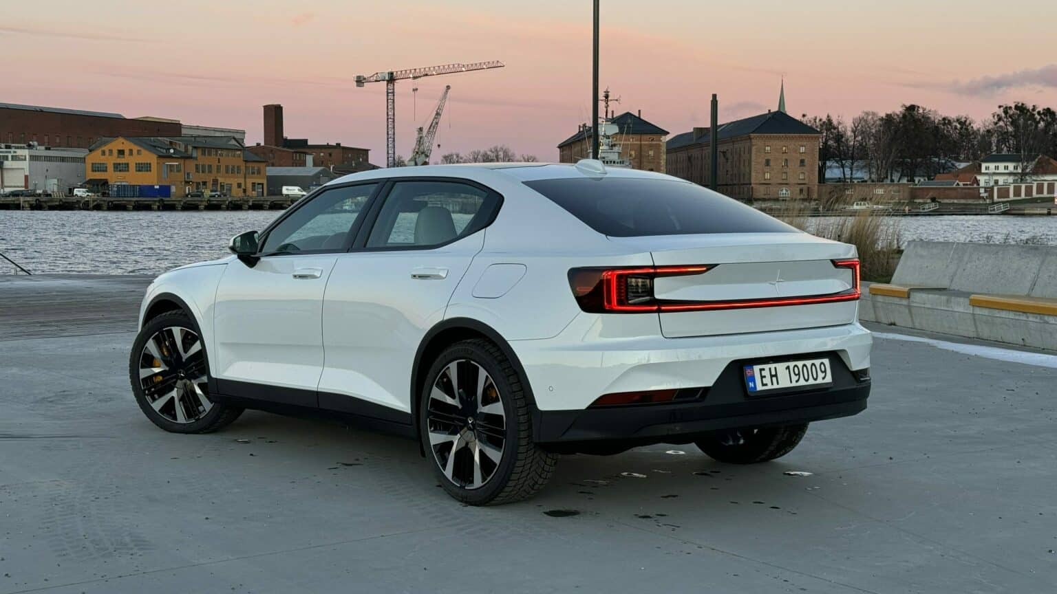 Test av Polestar 2 Long range Dual motor Performance: - Norsk elbilforening
