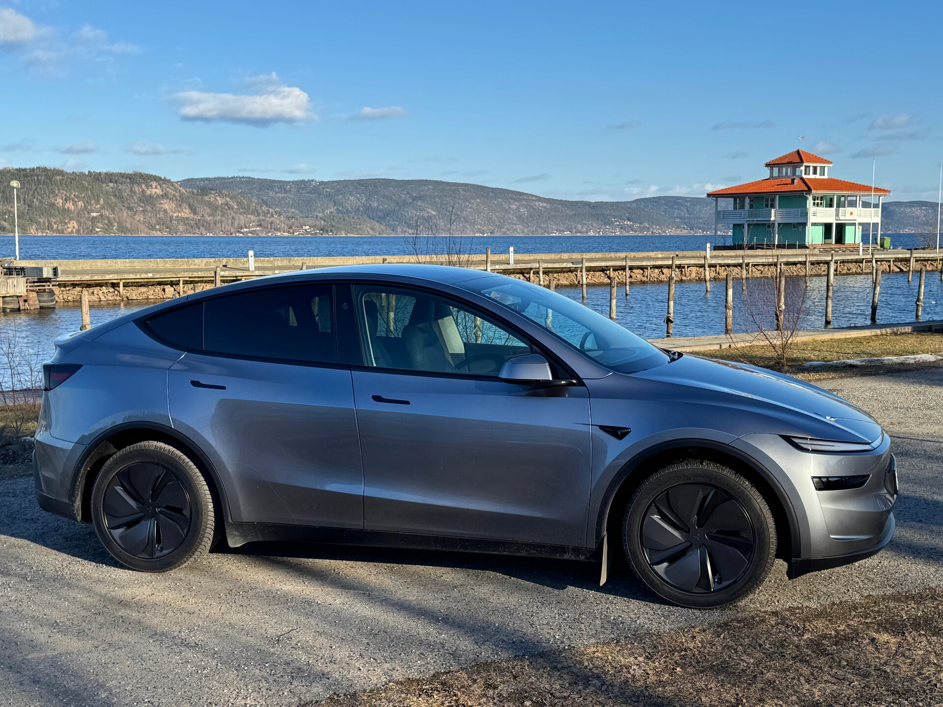 Model Y Rust Har levert ut 100 000 Model Y i Norge - Norsk elbilforening